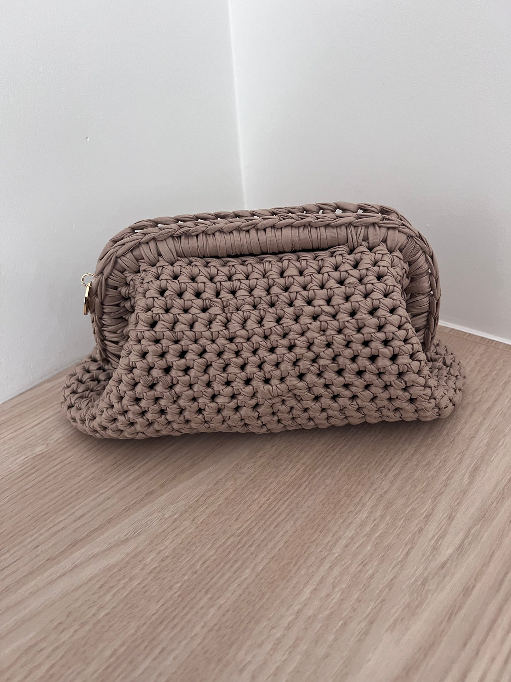 Le sac GEM en imitation cuir beige